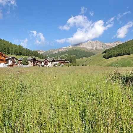Lorenza 3 Baite Giotto Appartement Livigno
